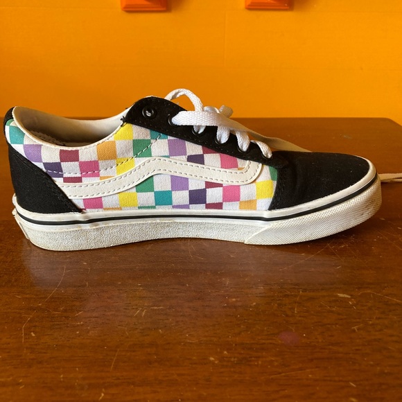 Vans Old Skool Rainbow Checkered Skate Shoes - Picture 4 of 6